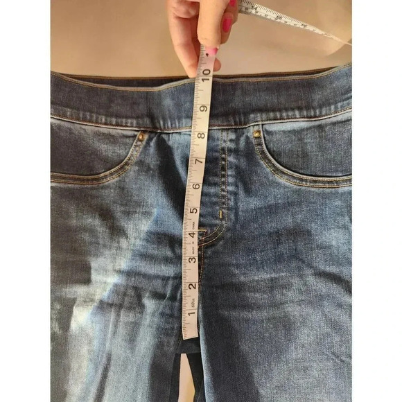 Spanx Skinny Jeans Dark Wash Distressed Size Small - Picture 5 of 6